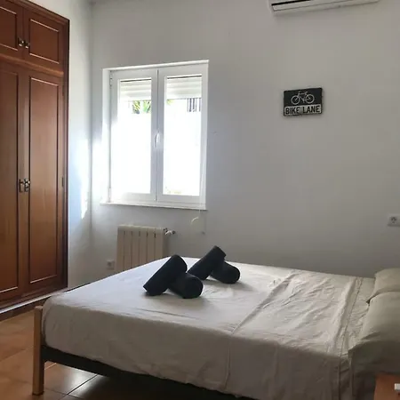 En * Dénia